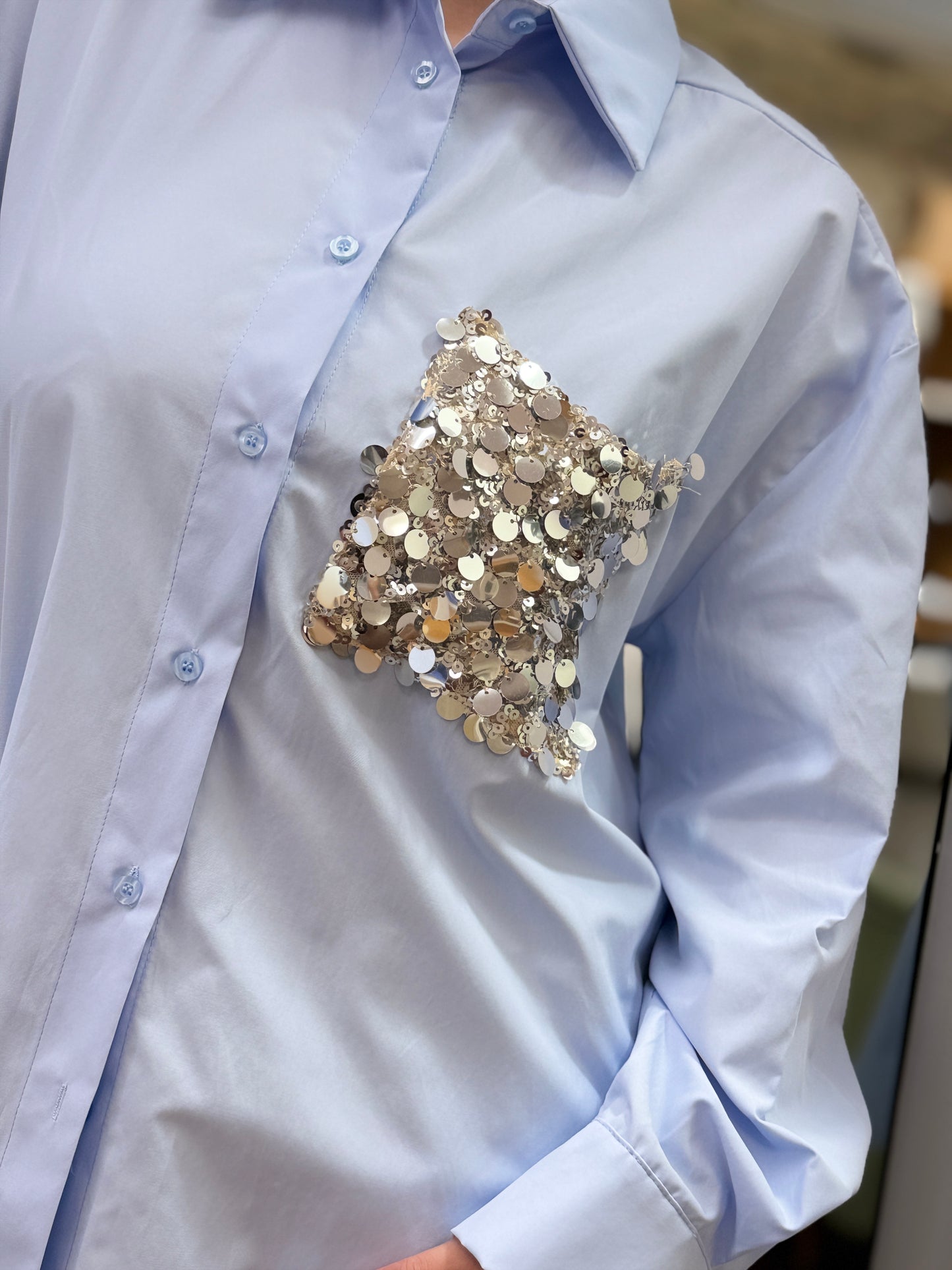 Tensione in camicia taschino paillettes CELESTE