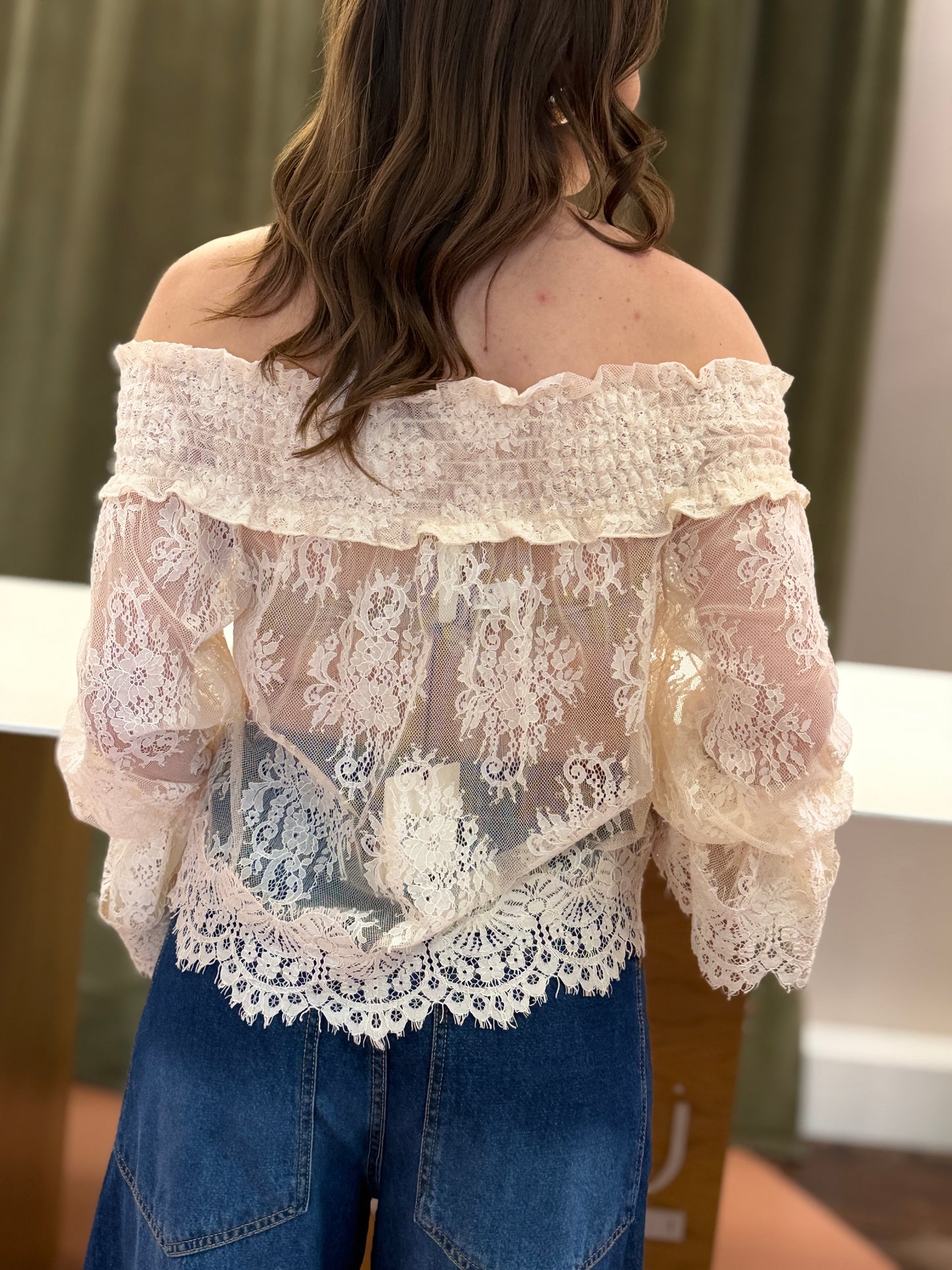 Tensione In Blusa in pizzo burro