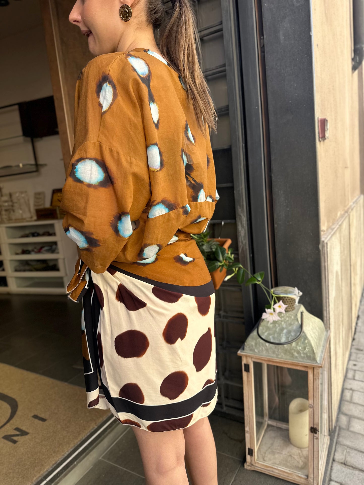 Tensione in Gonna corta foulard tabacco