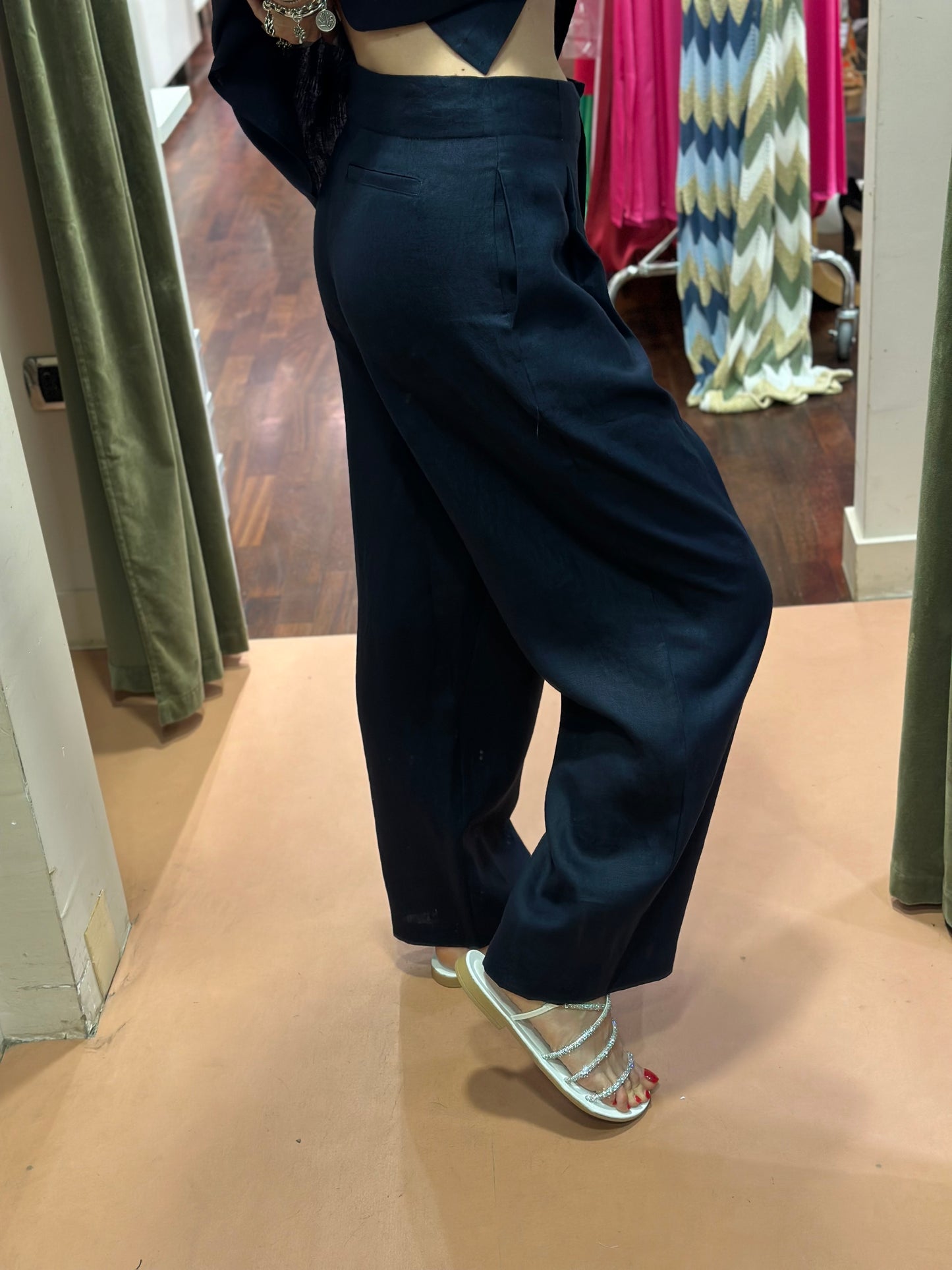 Tensione in Pantalone in 100% lino Blu