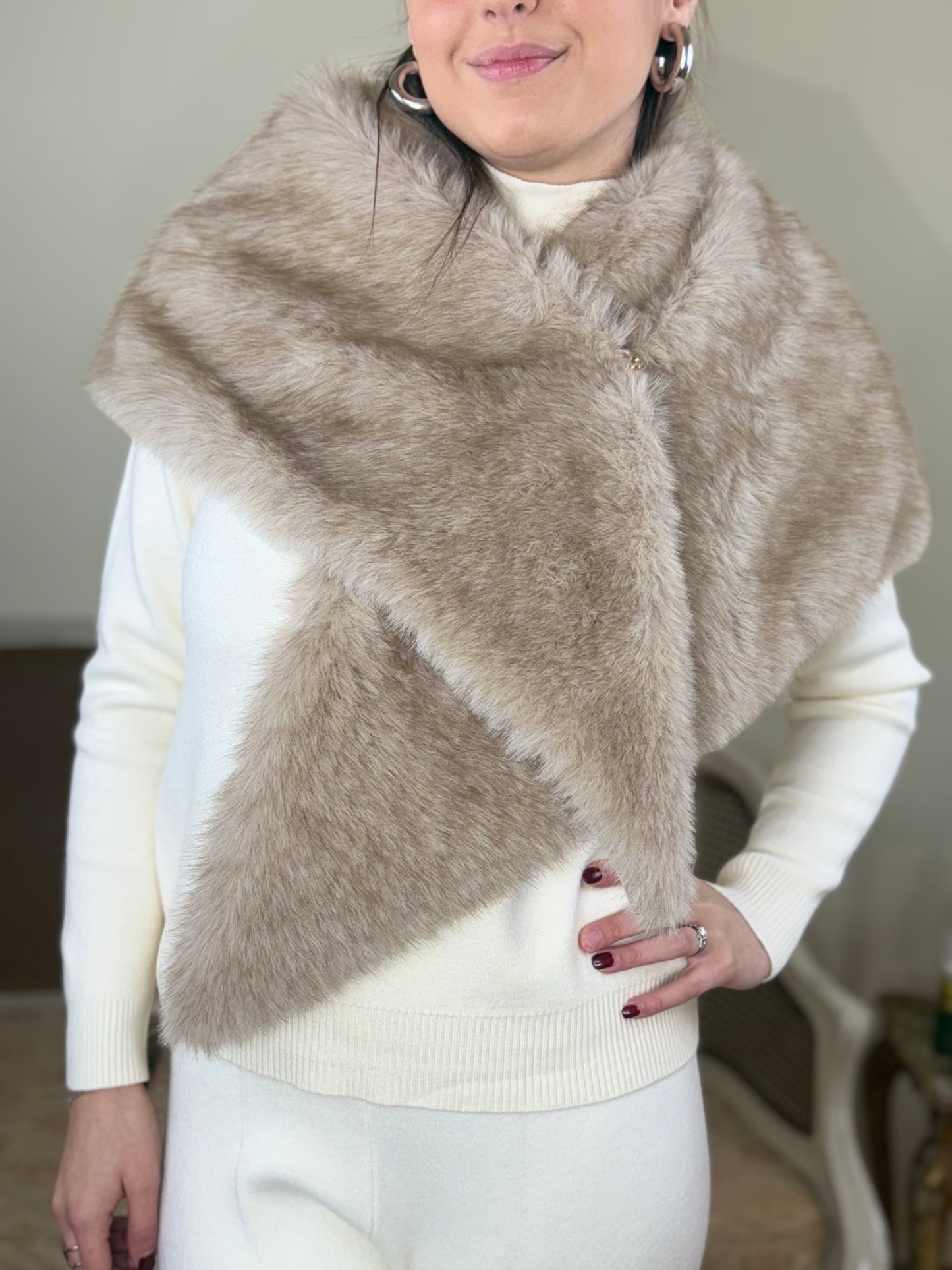 Collo in eco pelliccia BURRO