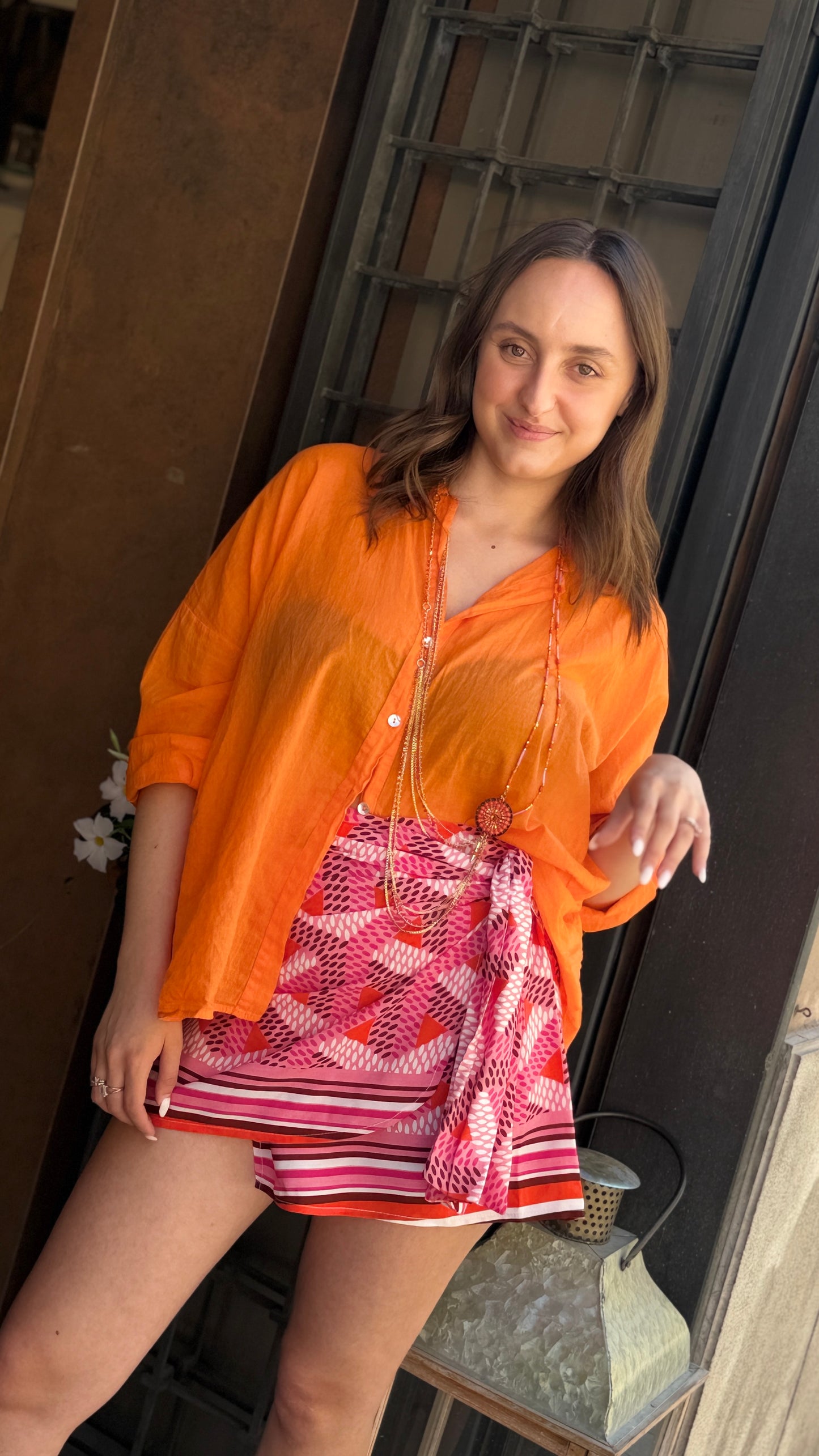 Tensione in Camicia Arancio