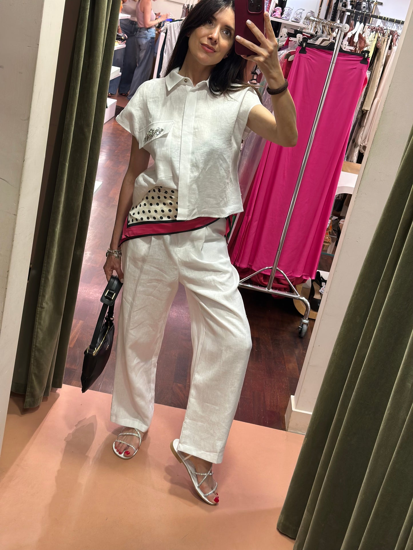 Tensione In - Camicia in lino taschino gioiello Bianca
