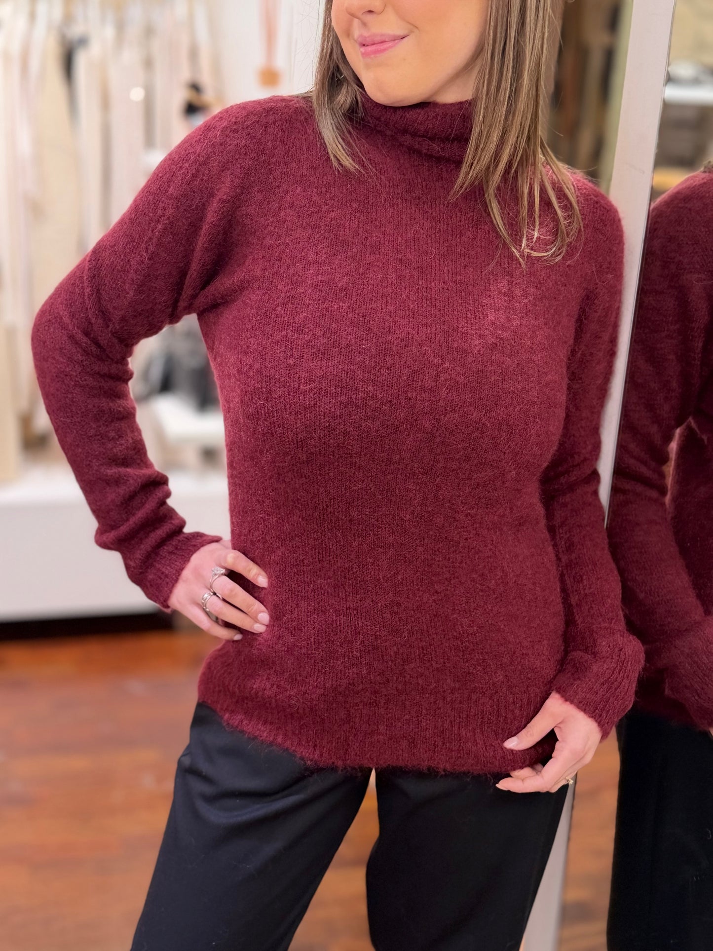 Tensione in Maglia collo alto in Mohair VINO