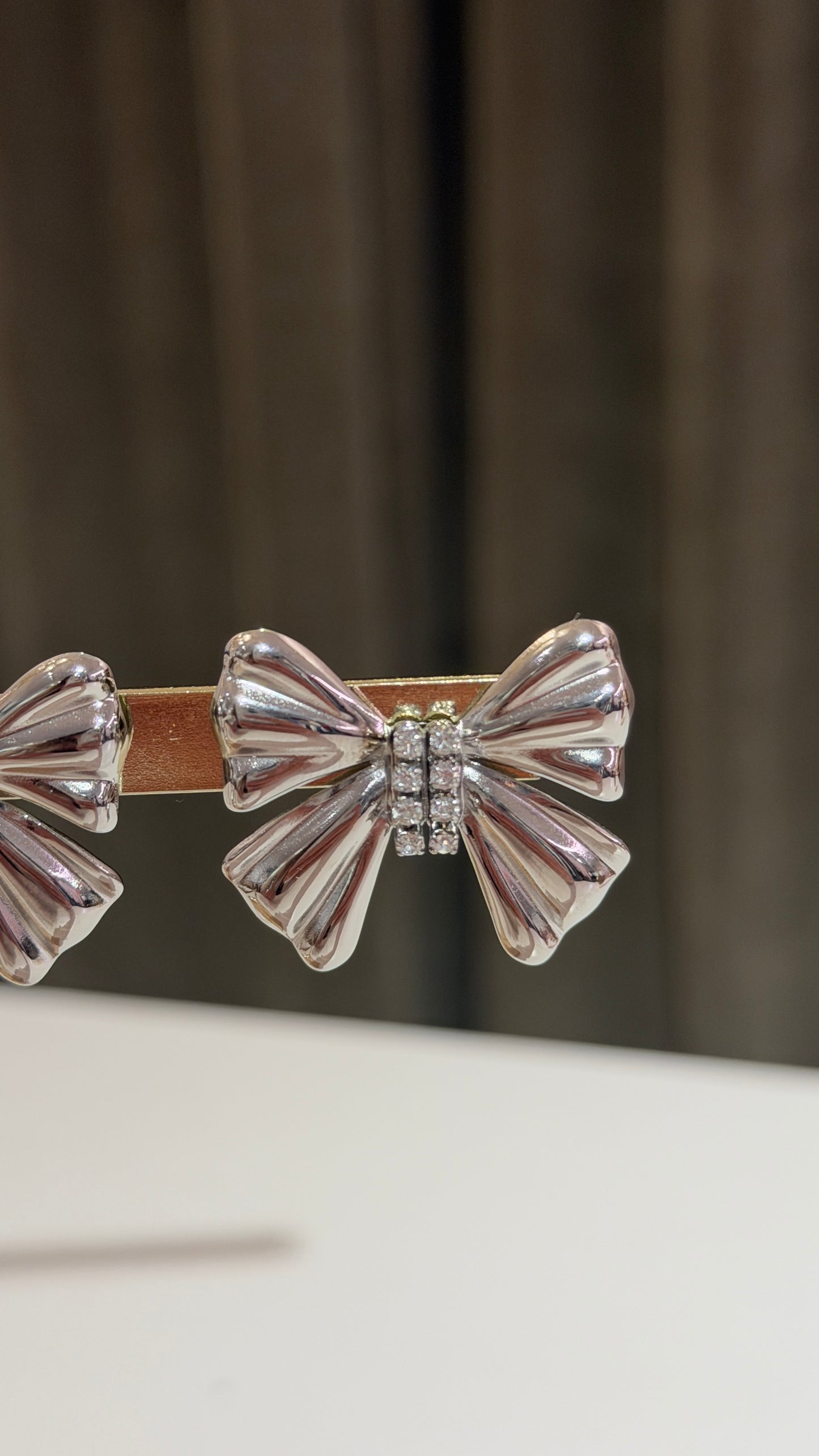 Orecchini fiocchi argento con strass
