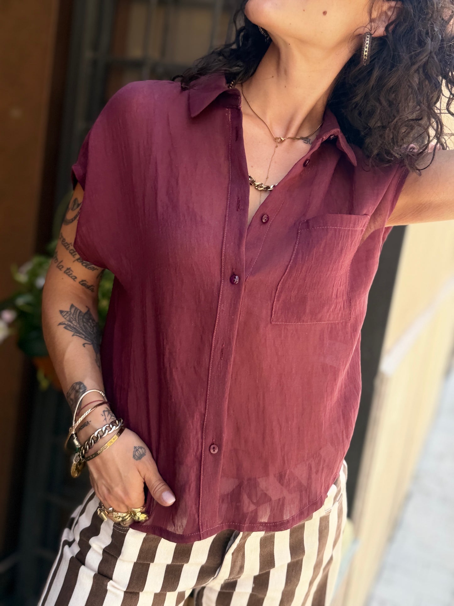 Tensione in Camicia Toscanello, caffè e india