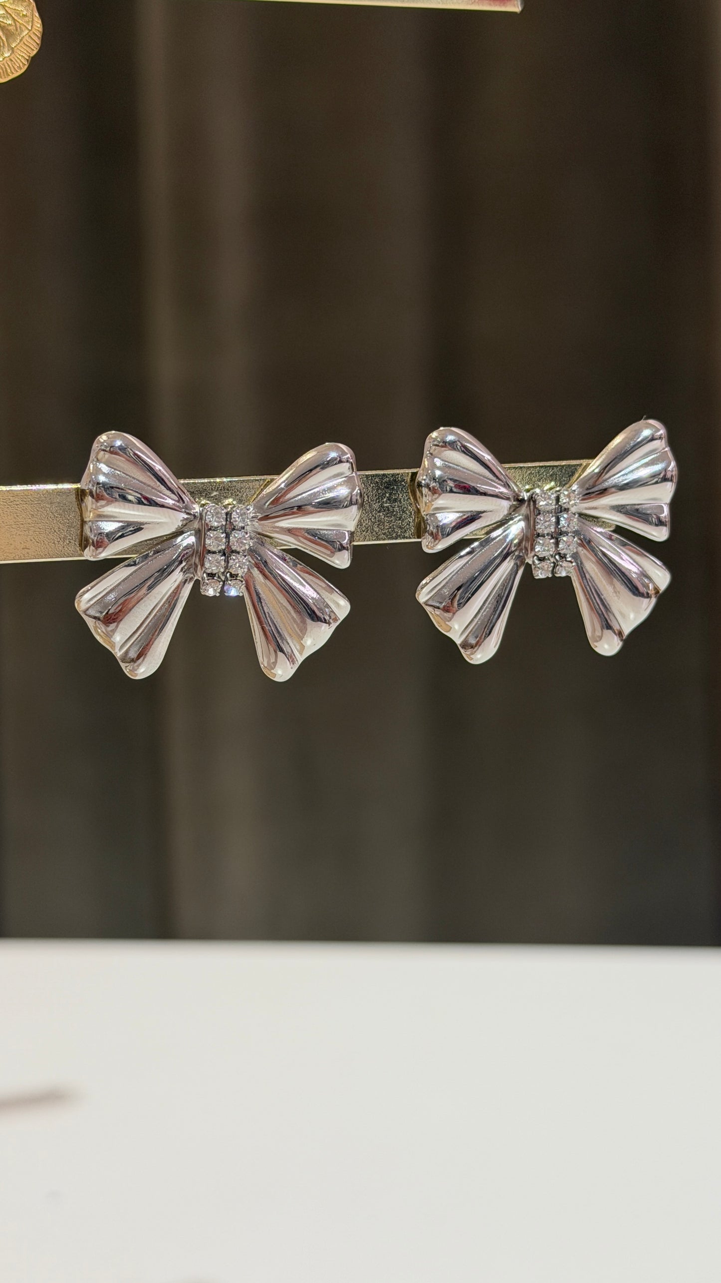 Orecchini fiocchi argento con strass