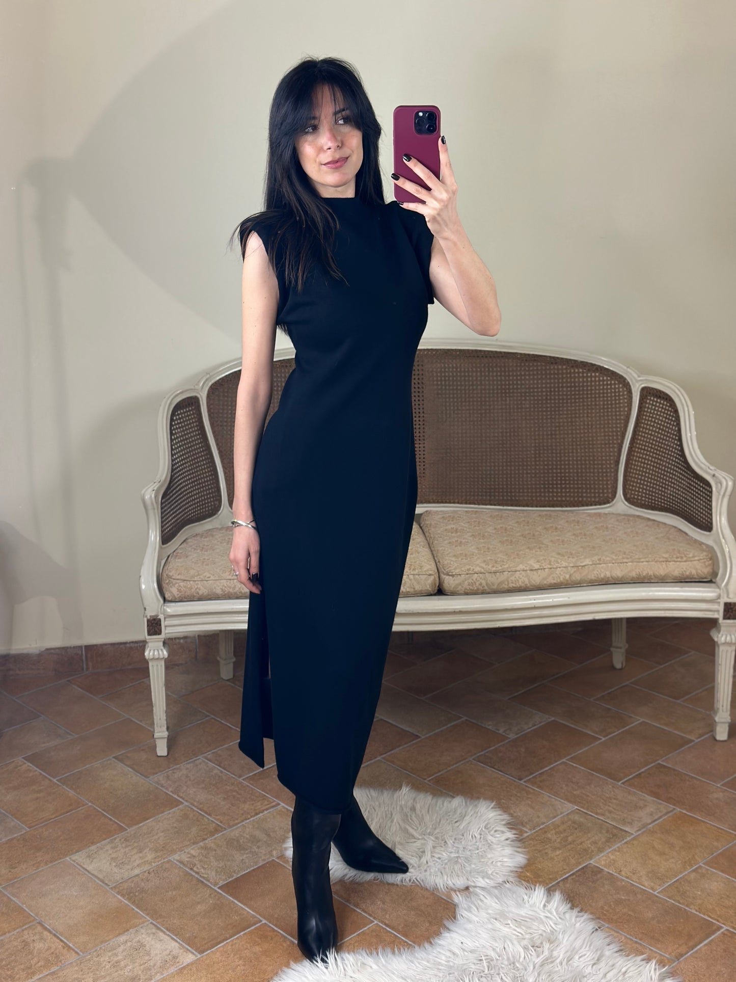 Abito lungo in maglina con spalline imbottite NERO