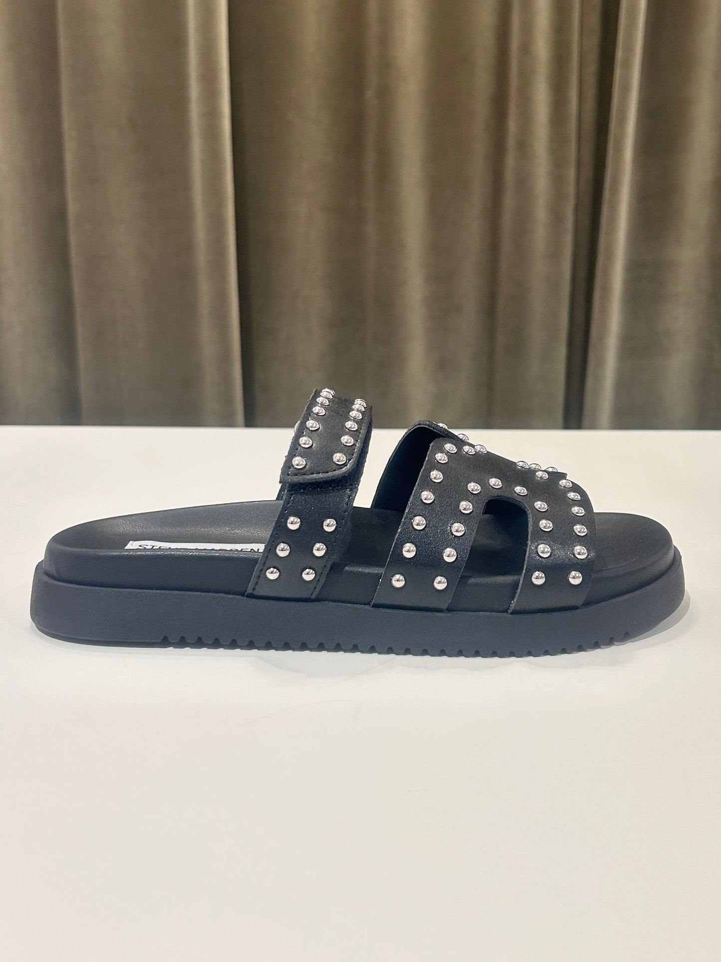 Steve Madden MISSILE-S BLK W/STUD