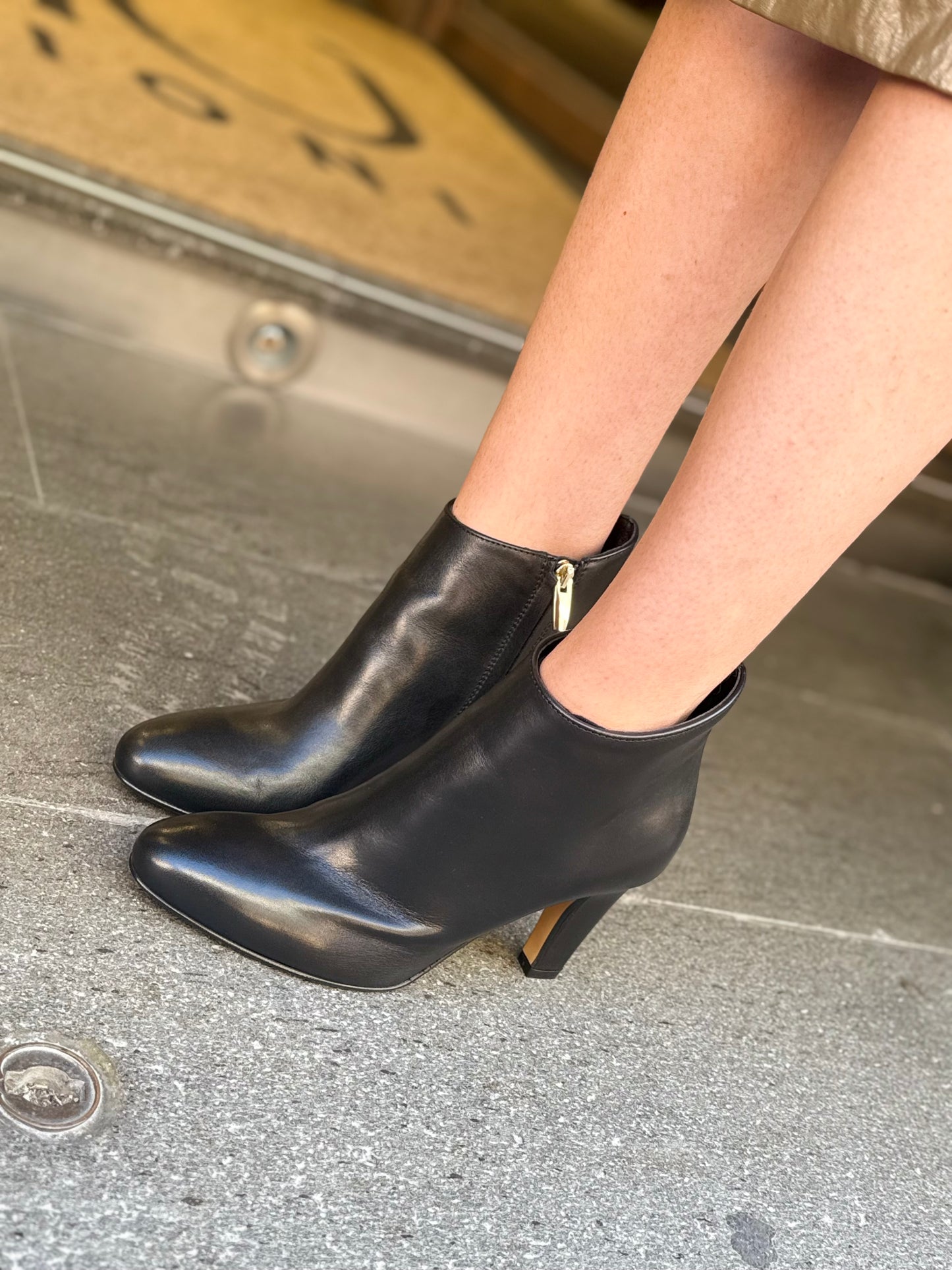 Elisa Lanci Stivaletti scavigliato in pelle NERO