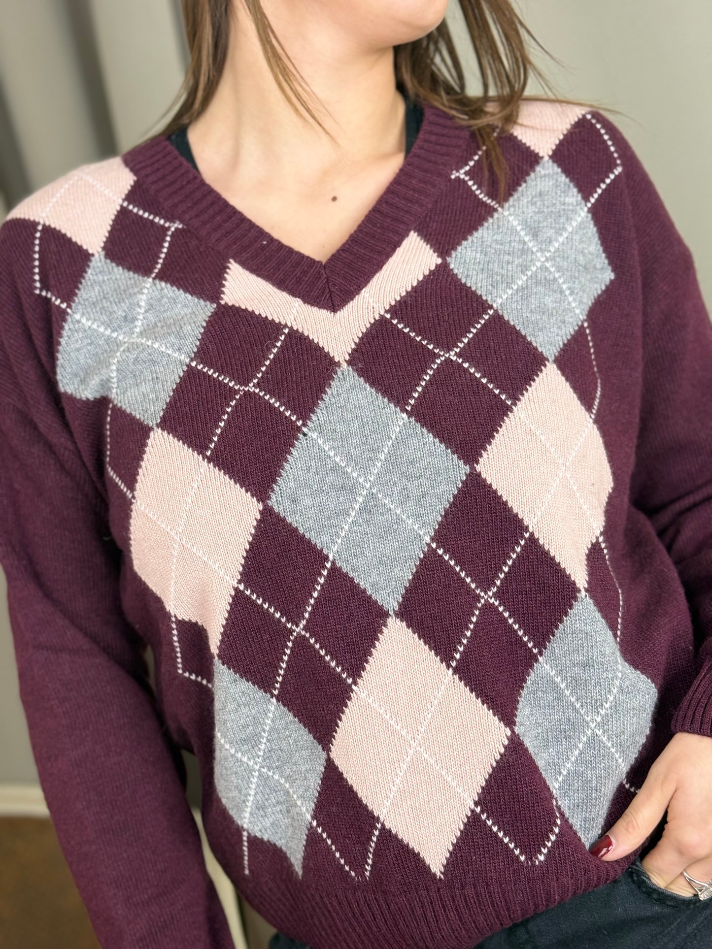 Tensione In maglia a V rombi BORDO/GRIGIO/ROSA