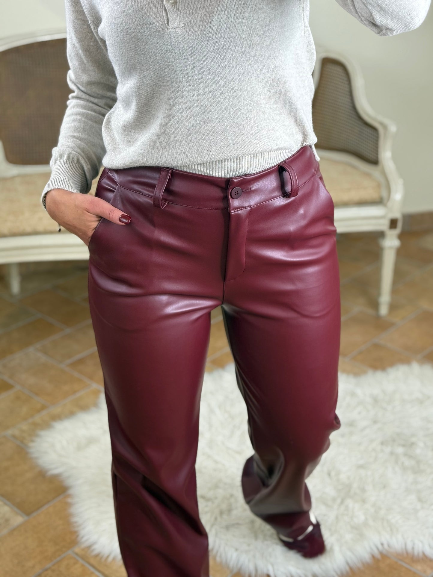 Pantalone palazzo EMILY in ecopelle vino