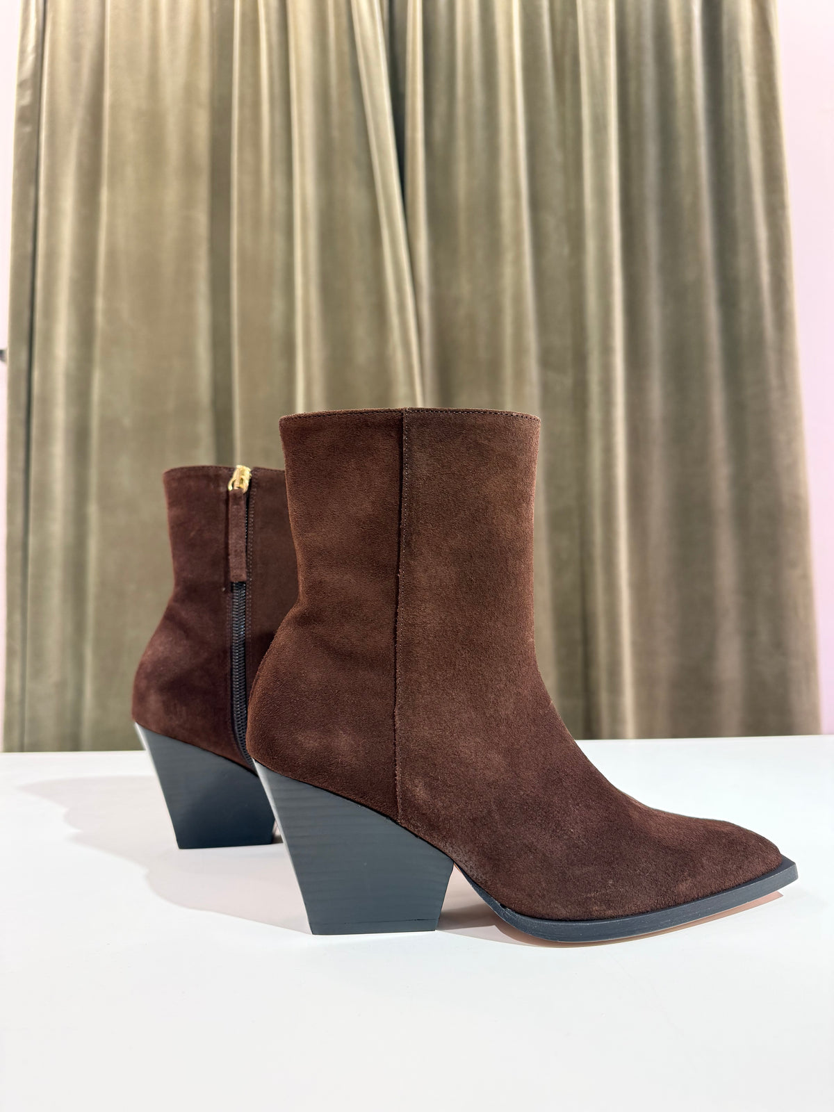 Angel Alarcon MIRETTE cow suede BROWN