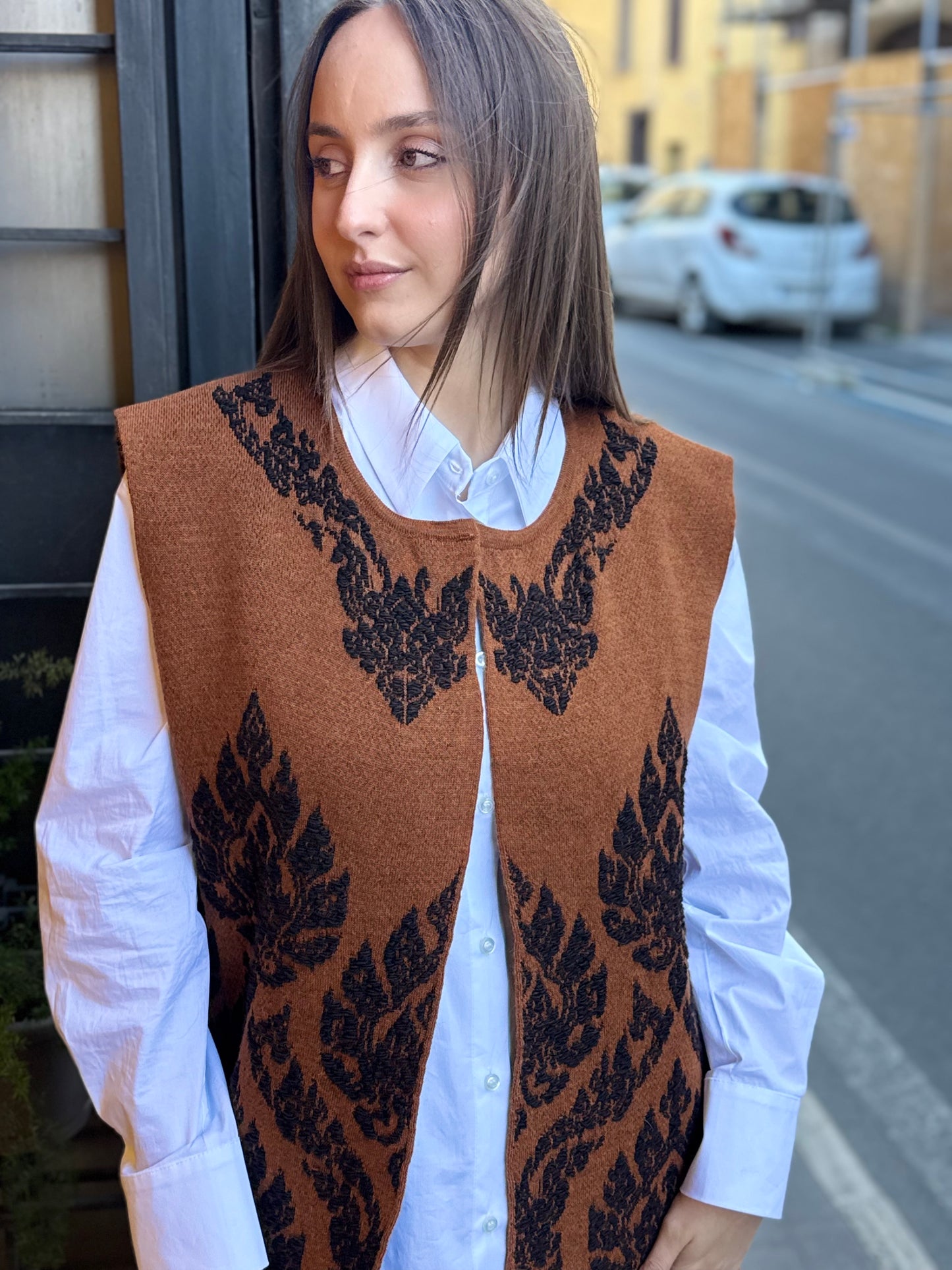 Tensione in Gilet lungo arabesque TABACCO