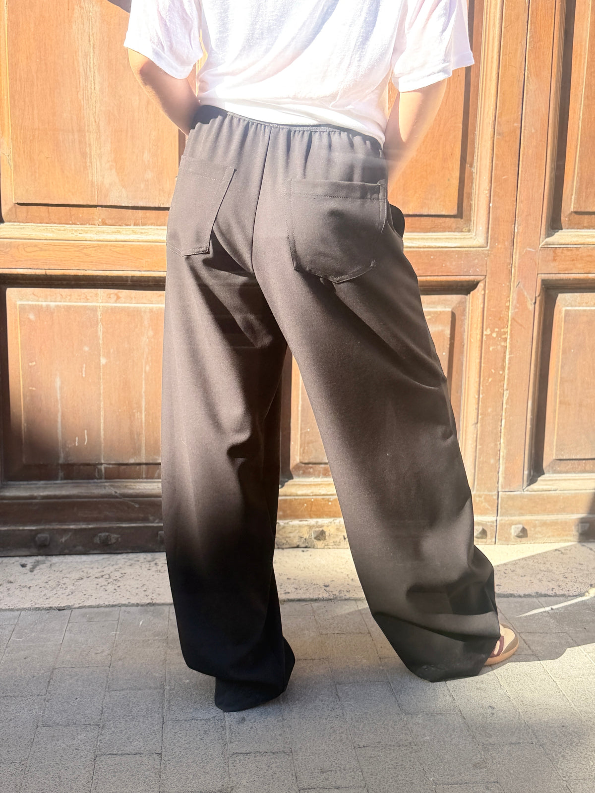 Tensione in Pantalone  barrel NERO