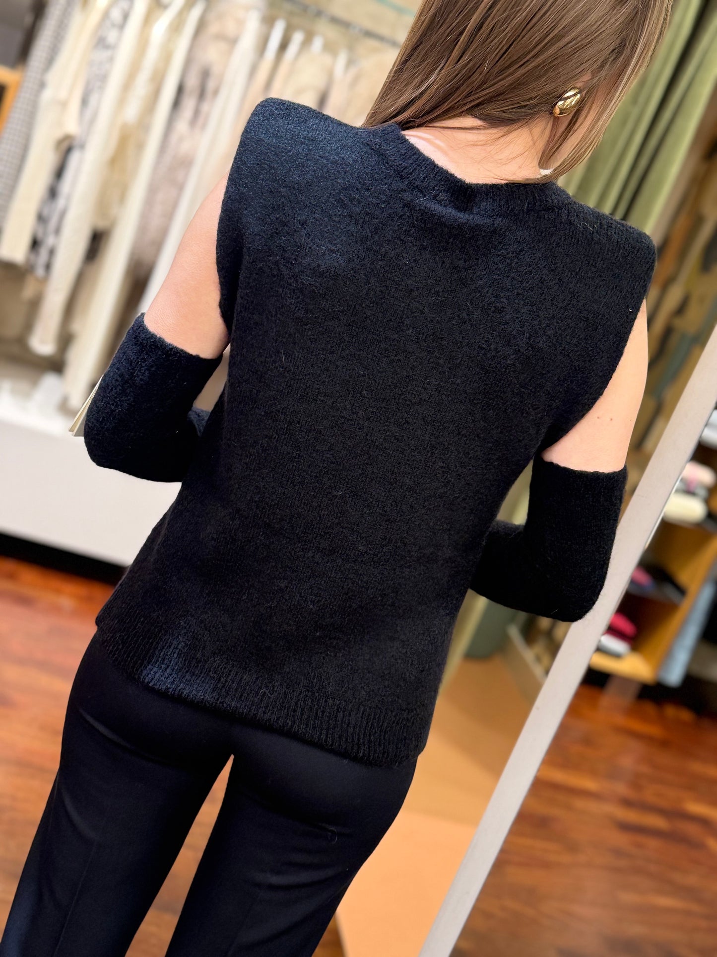 Tensione in Maglia mohair elasticizzato spalline imbottite con manicotti NERO