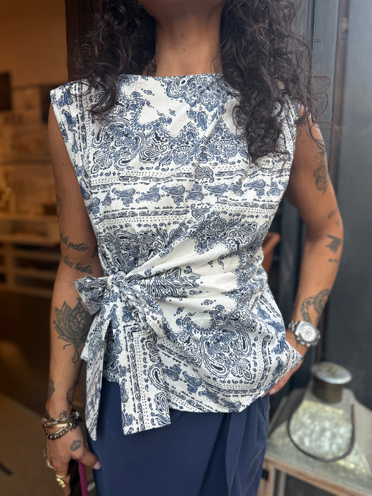 Top fiocco laterale in fantasia Bianco/blu