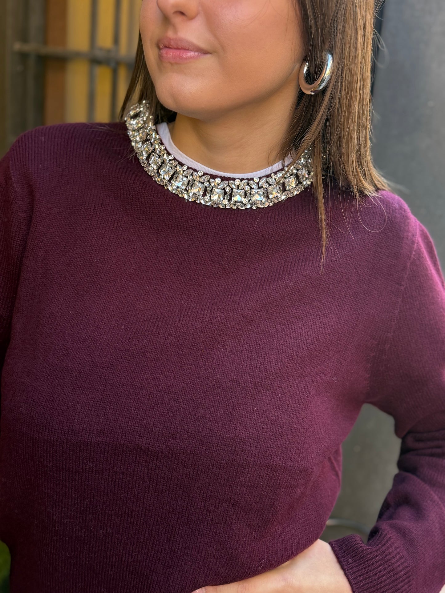 Maglia TIFFANY con girocollo gioiello VINO