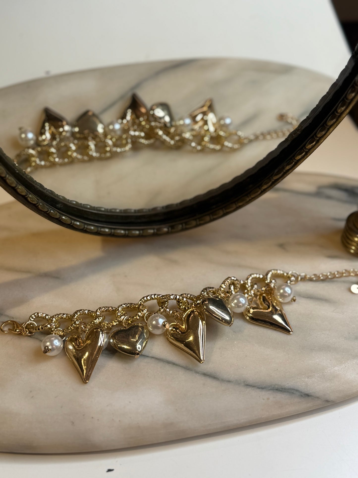 Bracciale zigrinato ORO con ciondoli e perle