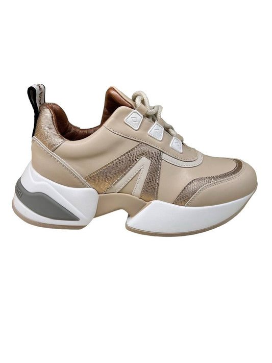 Alexander Smith marble woman total beige