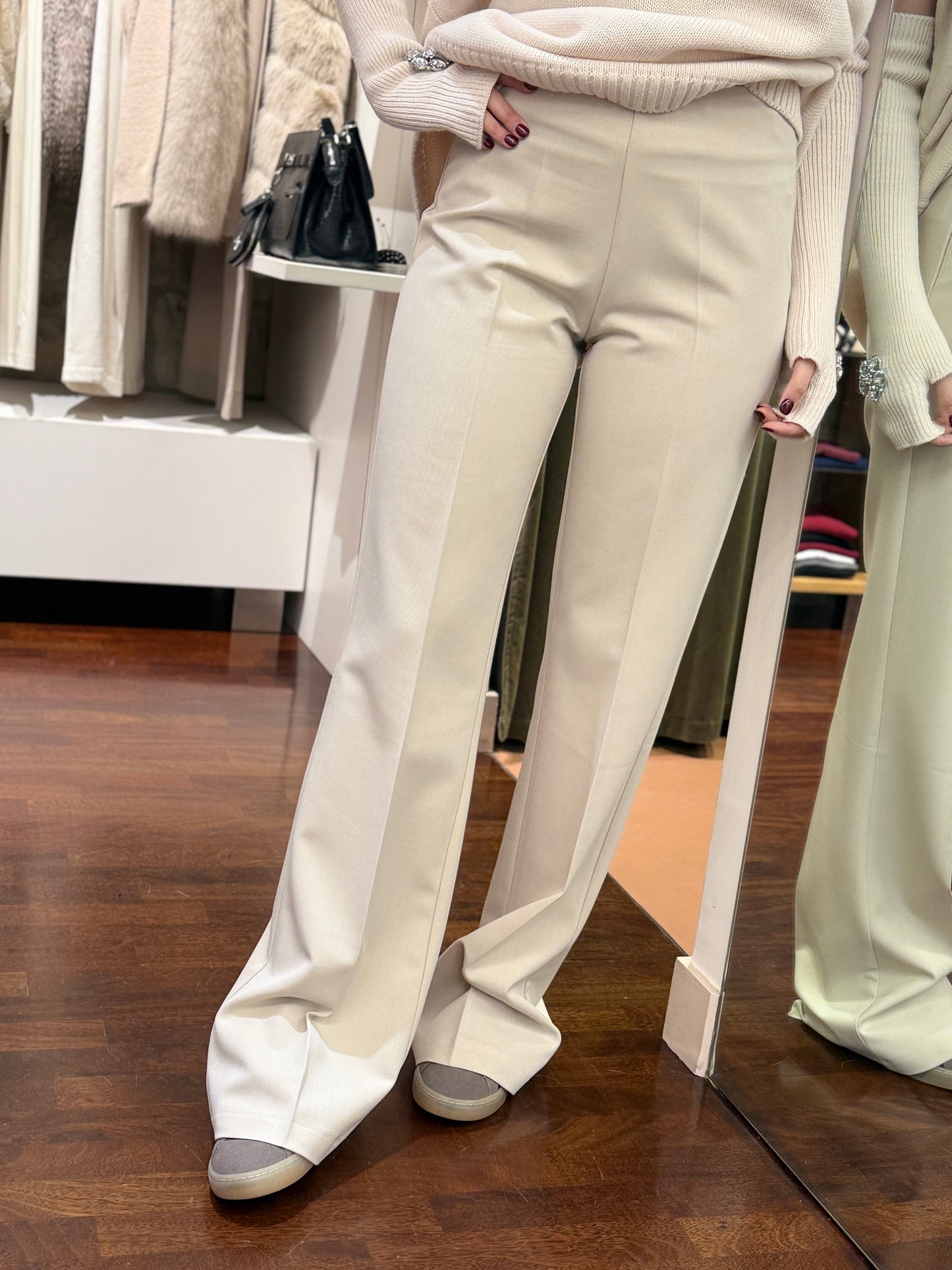 Tensione In Pantalone flare PANNA