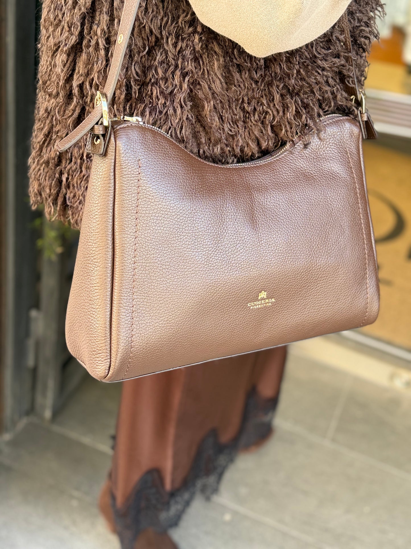 Cuoieria Fiorentina EVA SOFT SQUARED HOBO CIOCCOLATO