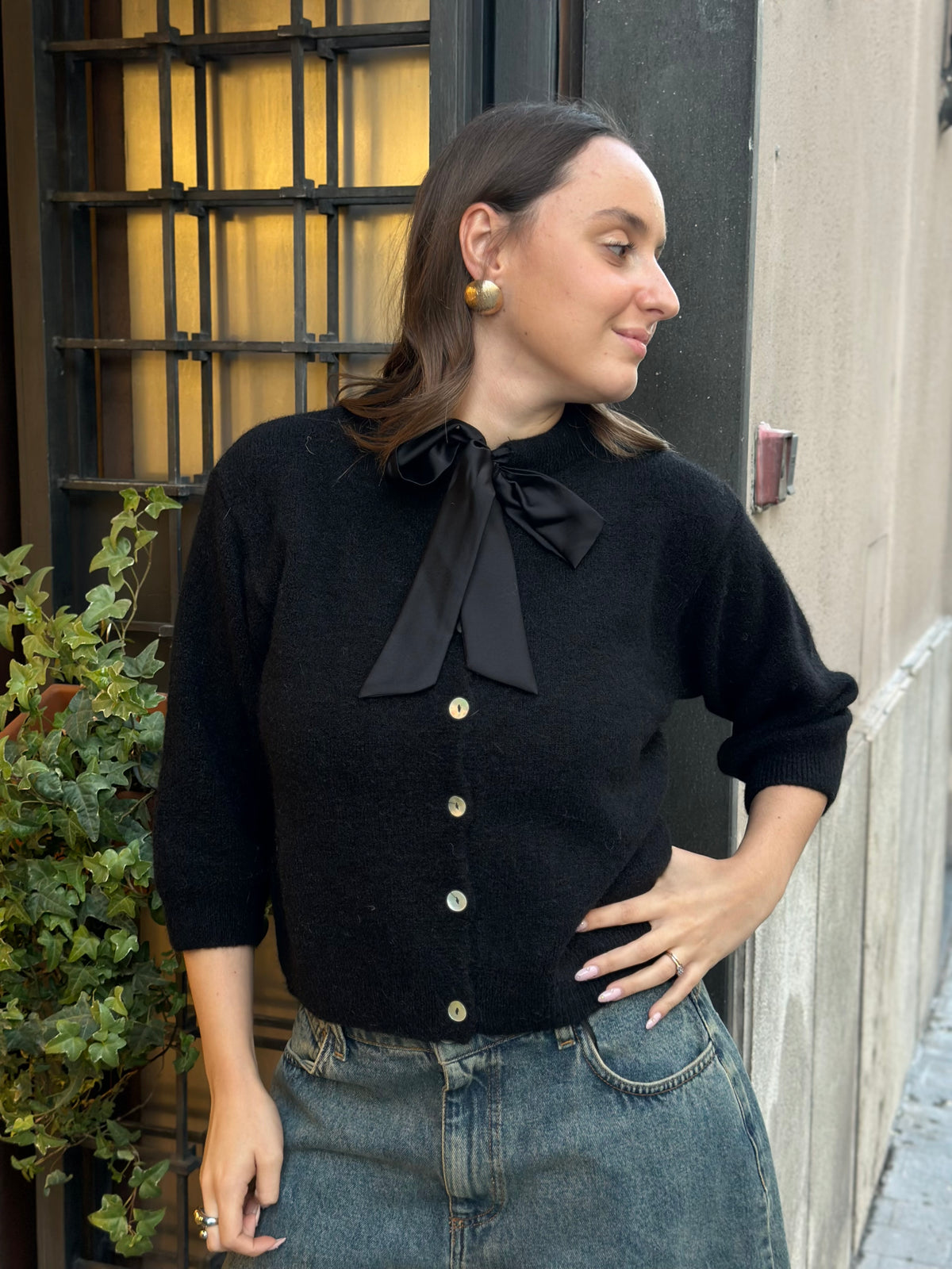 Cardigan con fiocco (disp. In più colori)