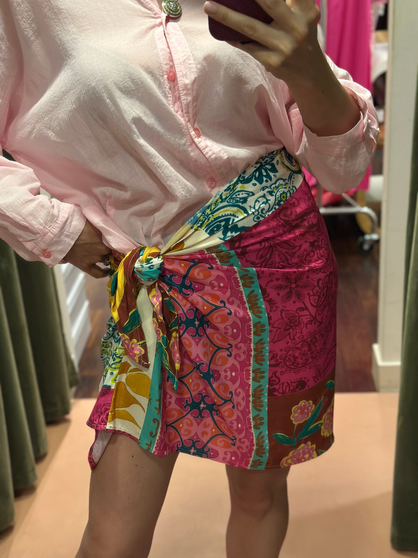 Tensione in gonna pareo corta PATCHWORK