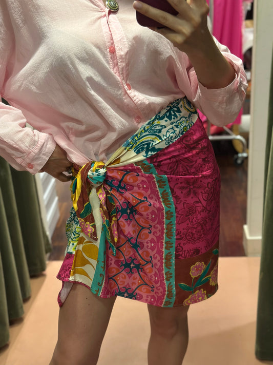 Tensione in gonna pareo corta PATCHWORK