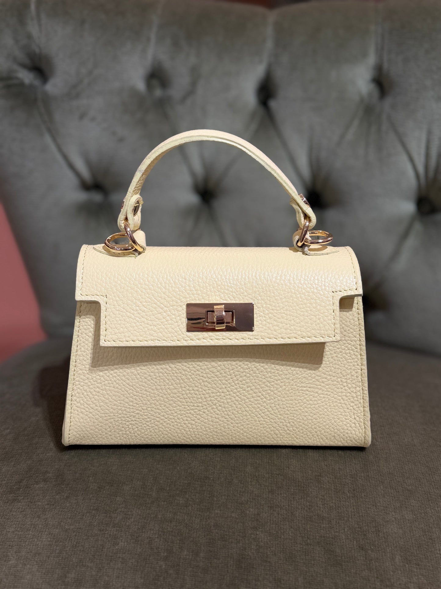 Mini Kylie in pelle (disponibili in più colori)