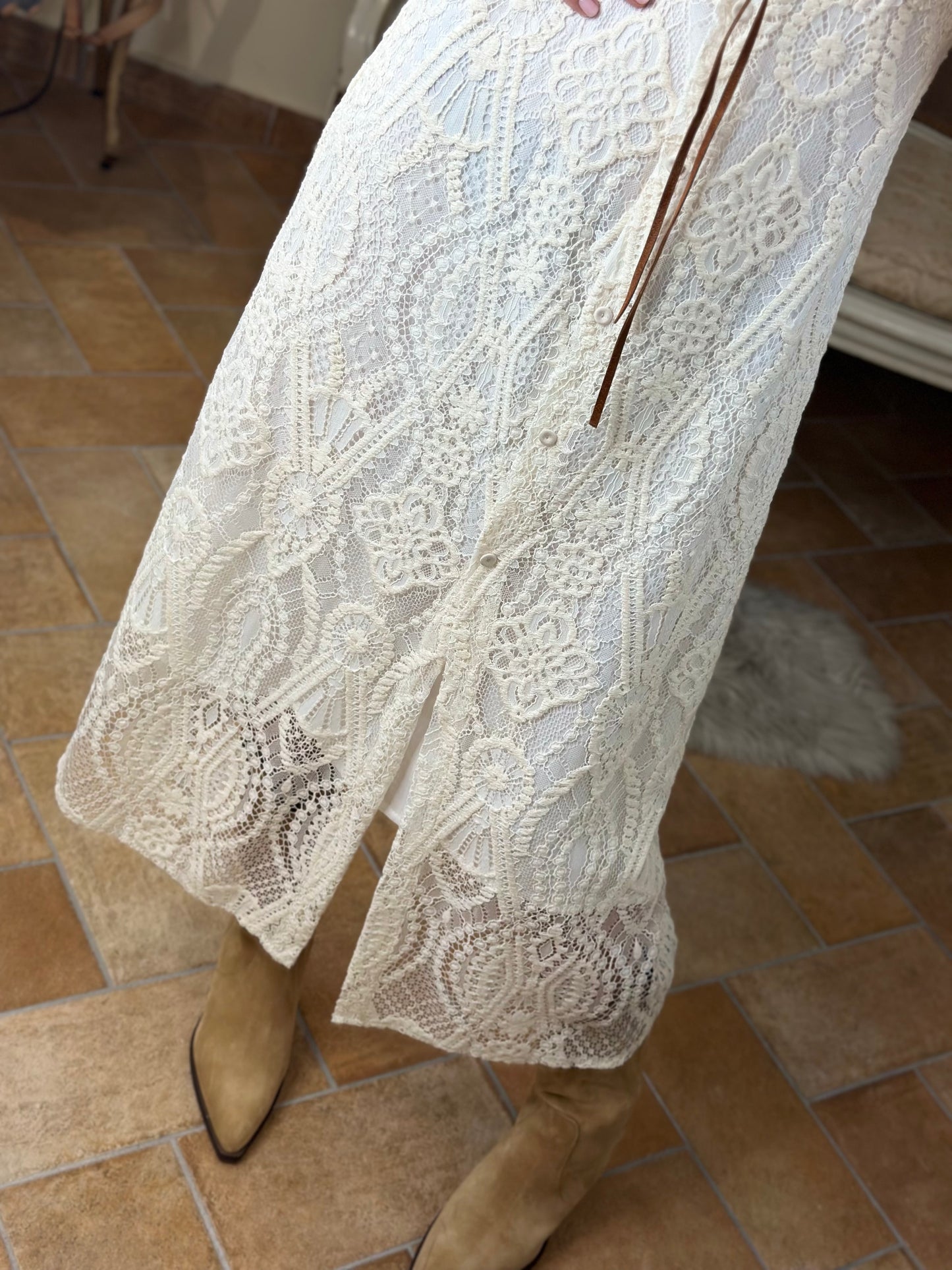 Tensione in Abito chemisier in pizzo BURRO