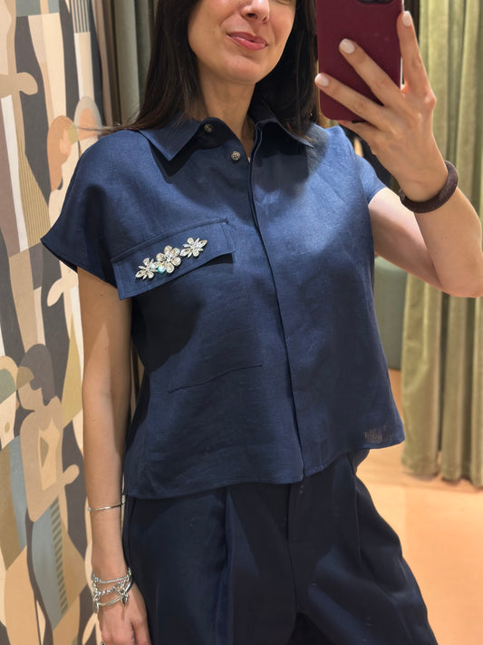 Tensione In - Camicia in lino taschino gioiello Blu