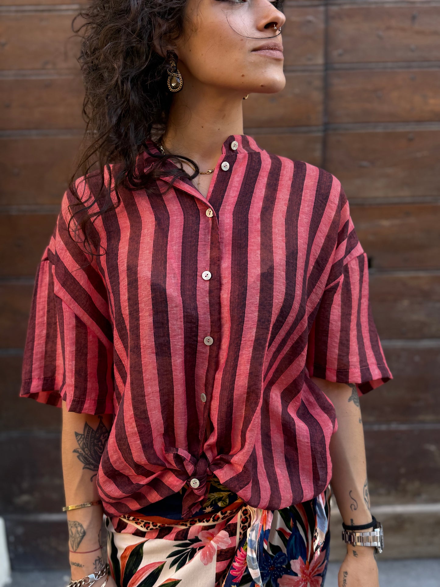 Tensione in Camicia a righe alla coreana
