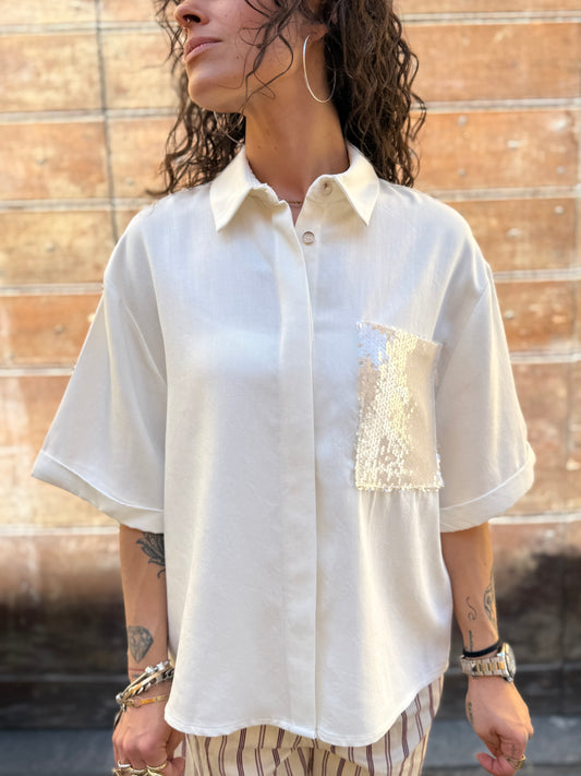 Tensione in camicia manica corta taschino paillettes Panna