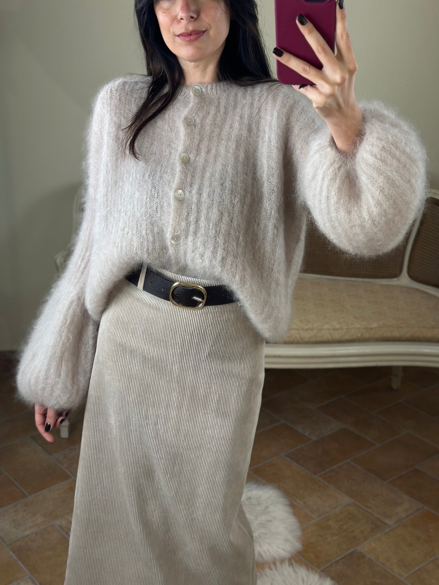Cardigan in kid Mohair BEIGE con bottoni madreperla