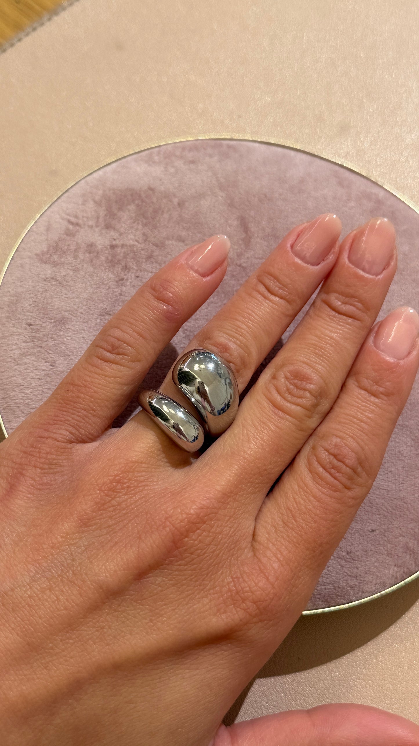 Anello abbraccio Argento