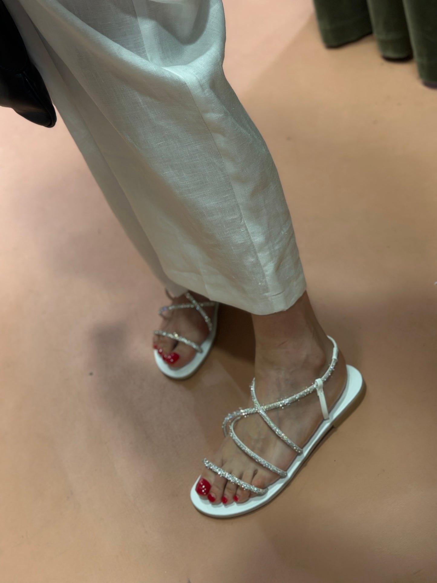 Donna Toscana sandalo flat strass white