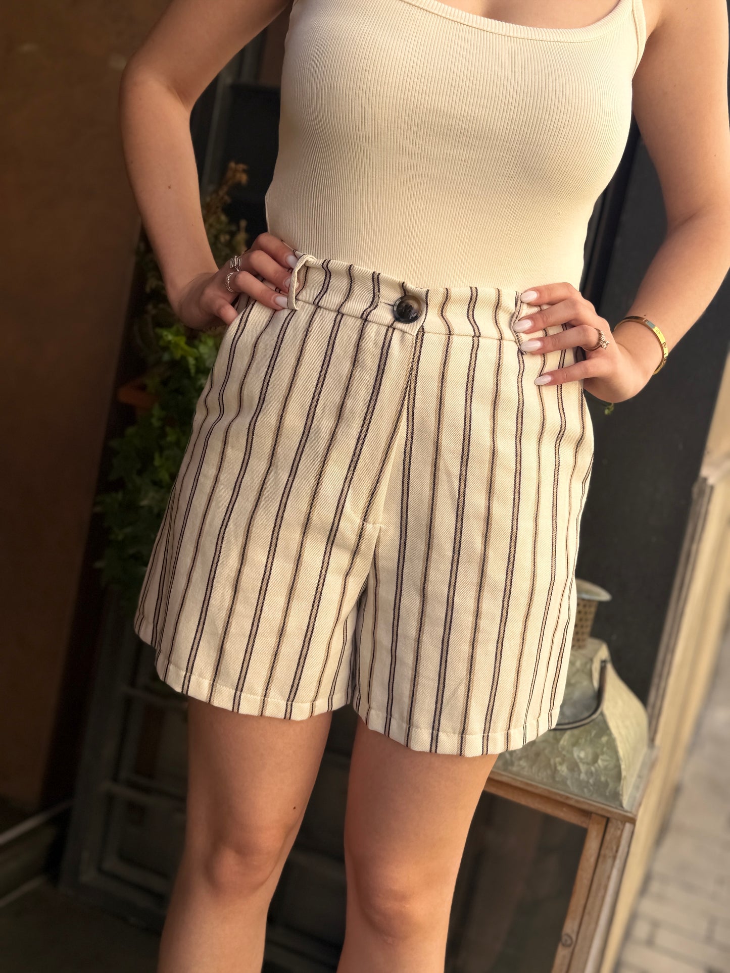 Shorts a righe in lino Burro