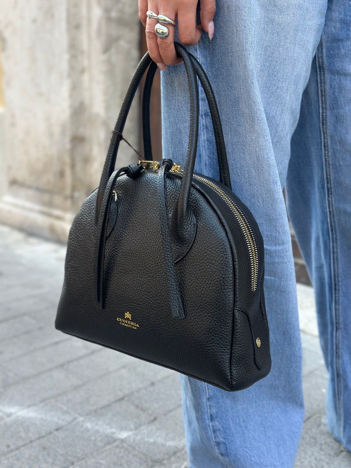 Cuoieria Fiorentina LUA MEDIUM BOWLING BAG NERO