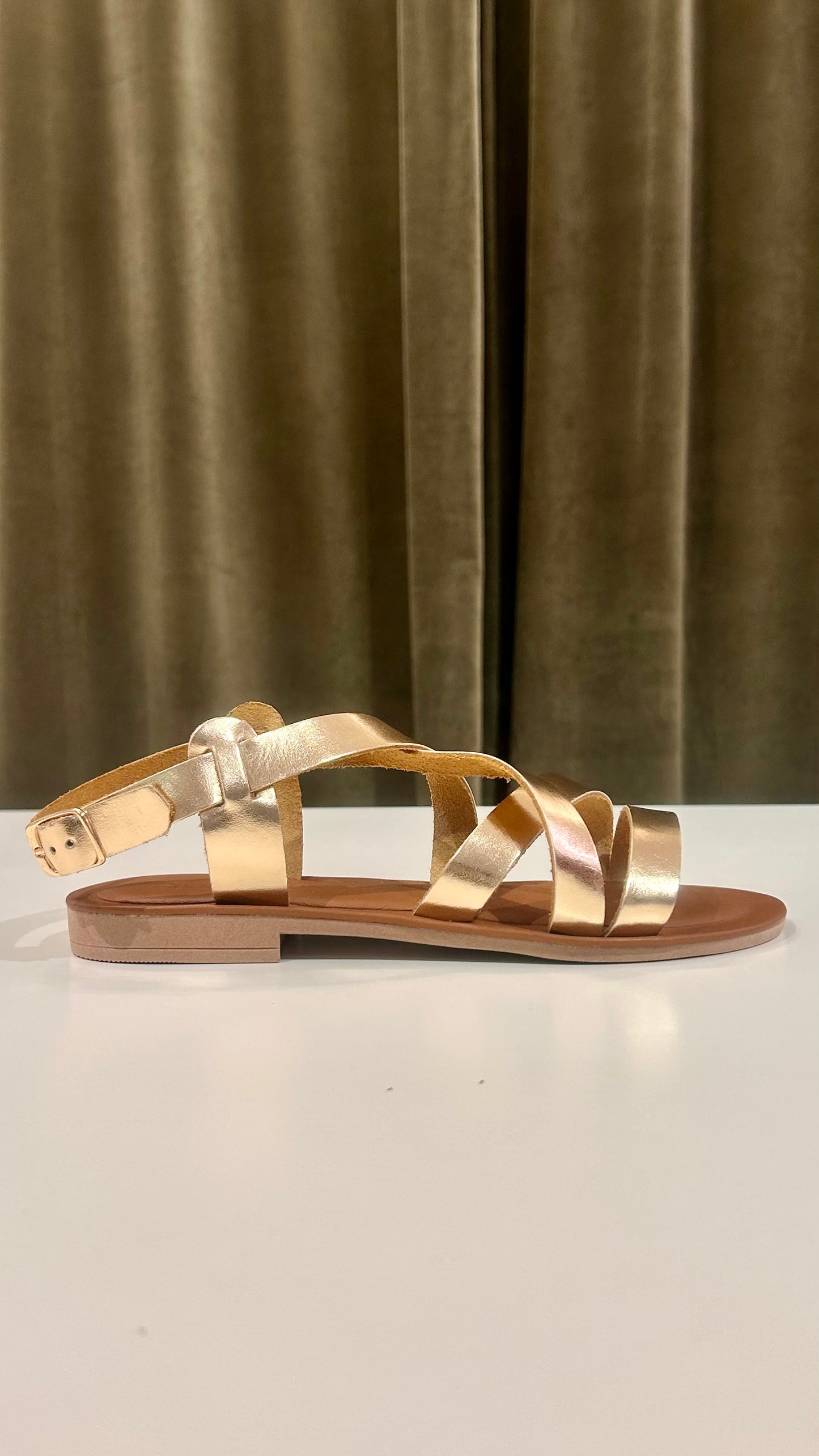 Sandalo con incrocio RAME