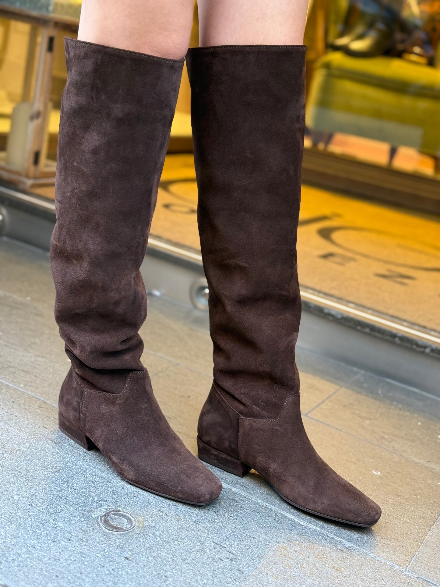 Elisa Lanci Stivale alto in suede MORO