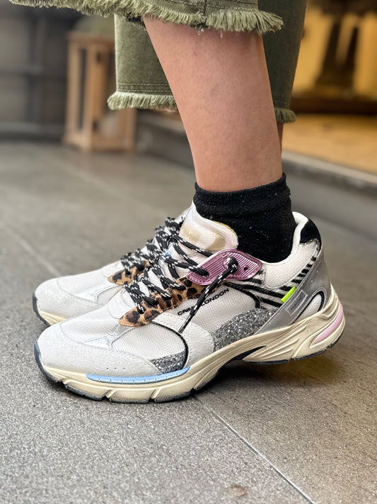 Crime London FUGITIVE Electric Safari