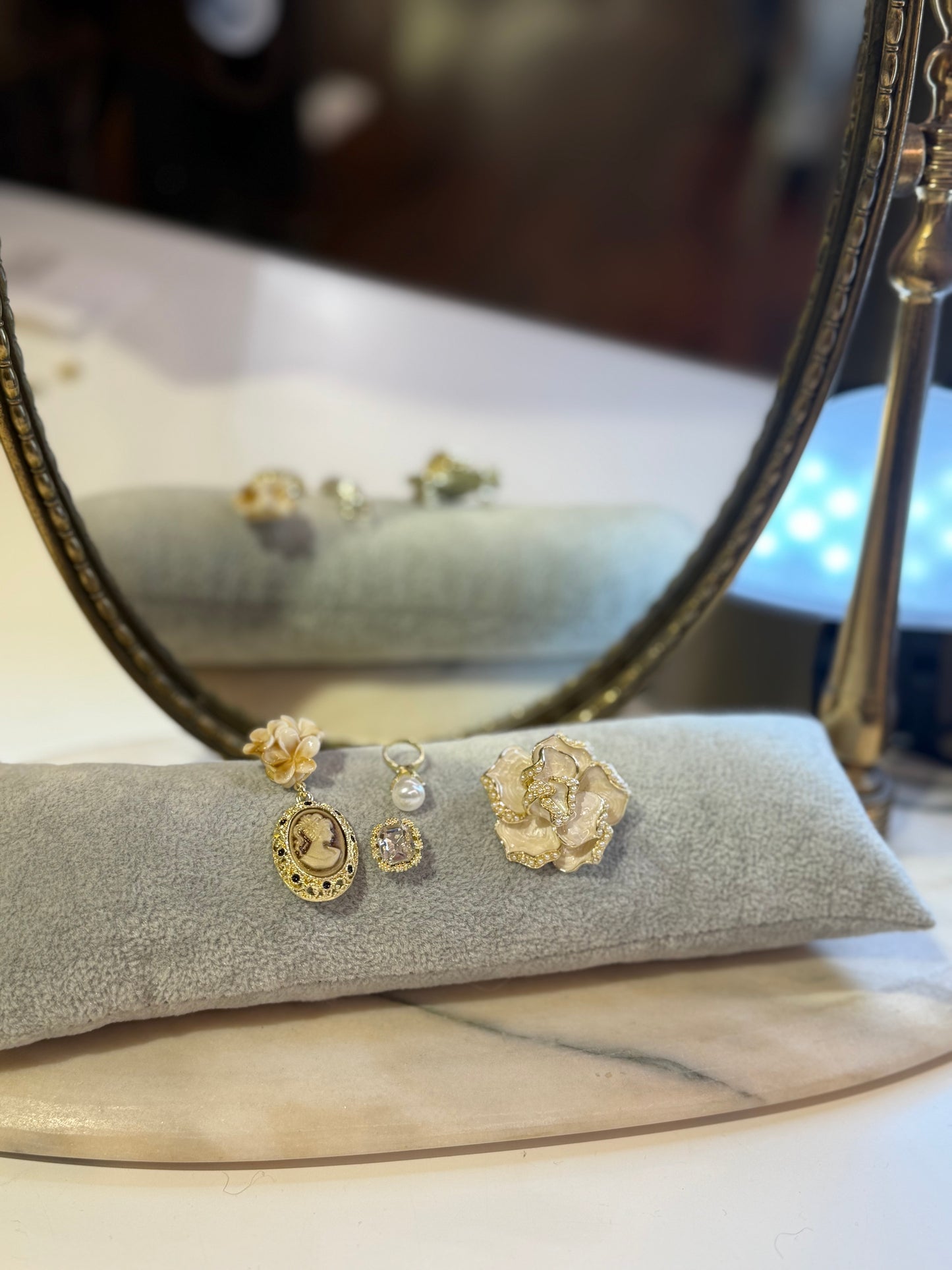 Set spille floreale madreperla