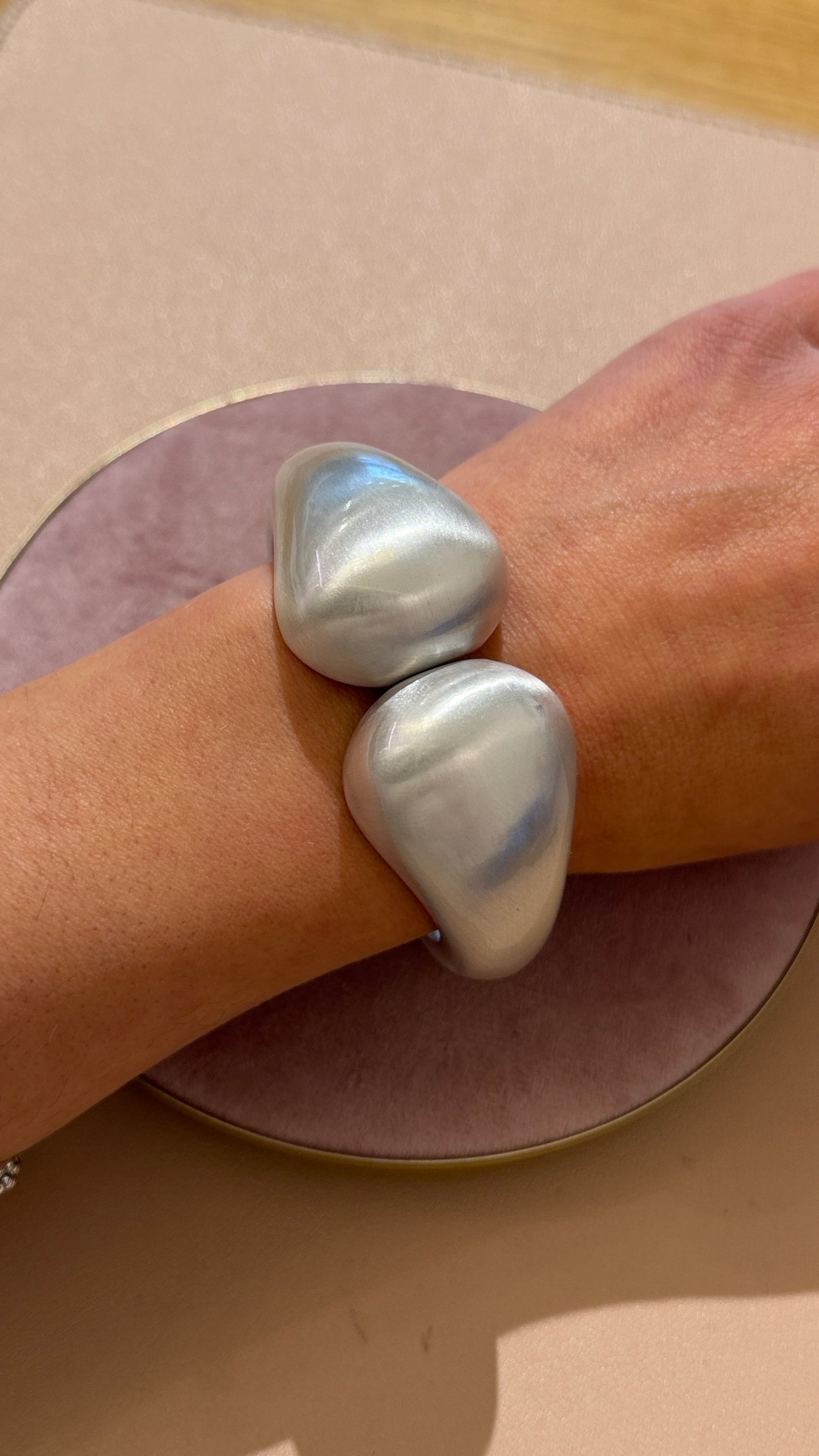 Bracciale abbraccio opaco Argento