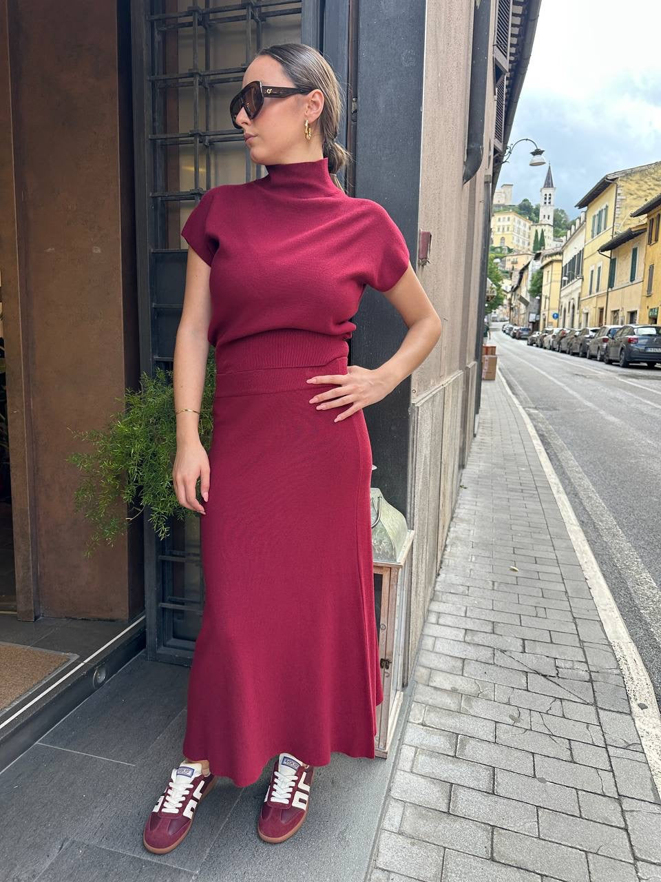 Set in maglia con gonna BORDEAUX