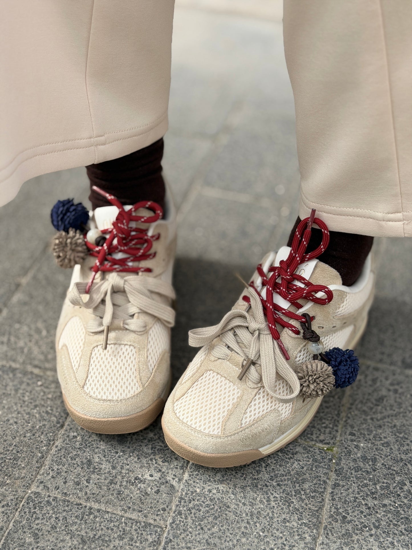 Ovyé Sneakers con accessori