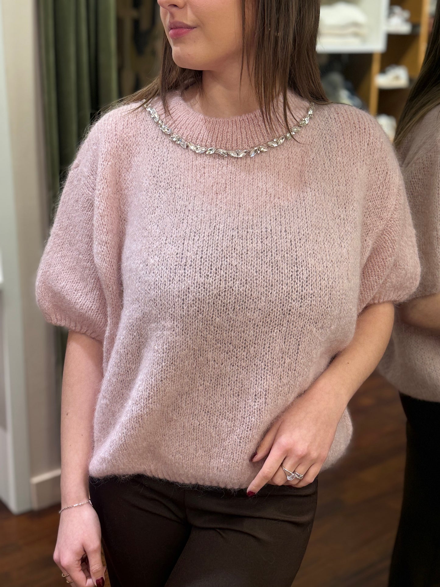 Maglia con girocollo cristalli ROSA