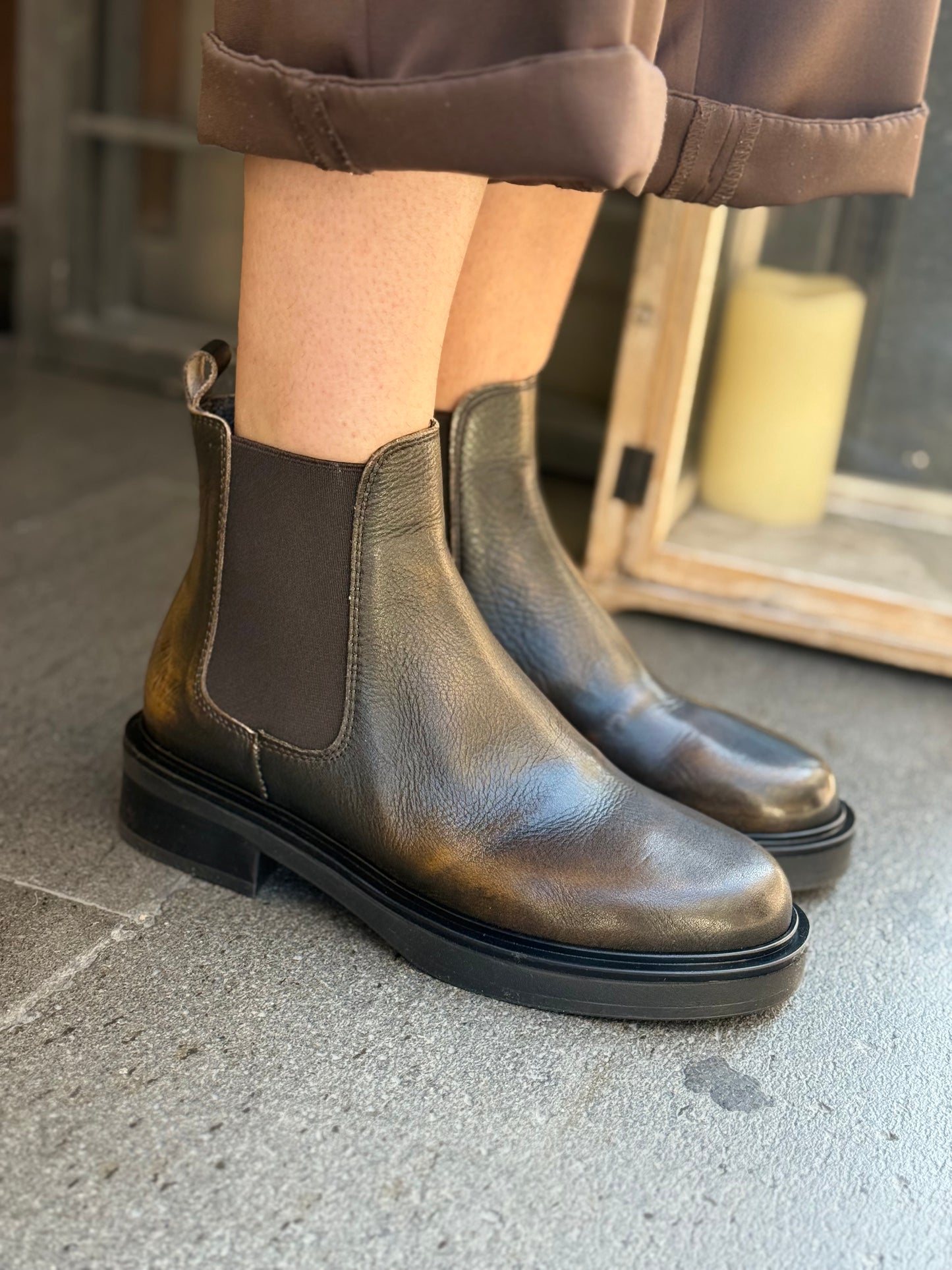 Stivaletto Beatles basso effetto invecchiato