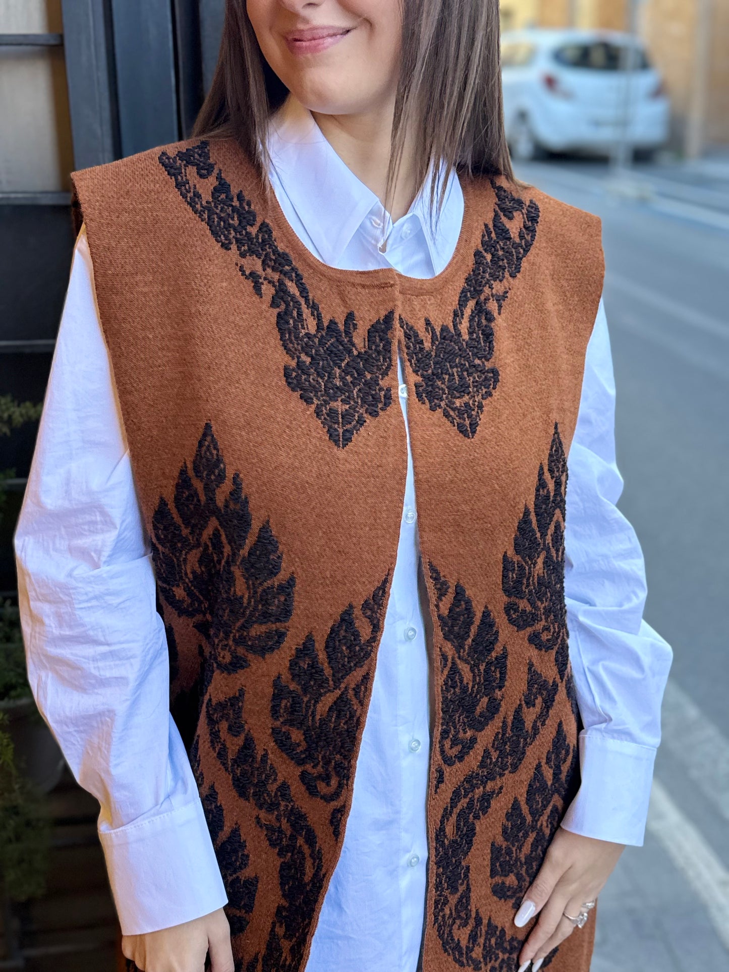 Tensione in Gilet lungo arabesque TABACCO