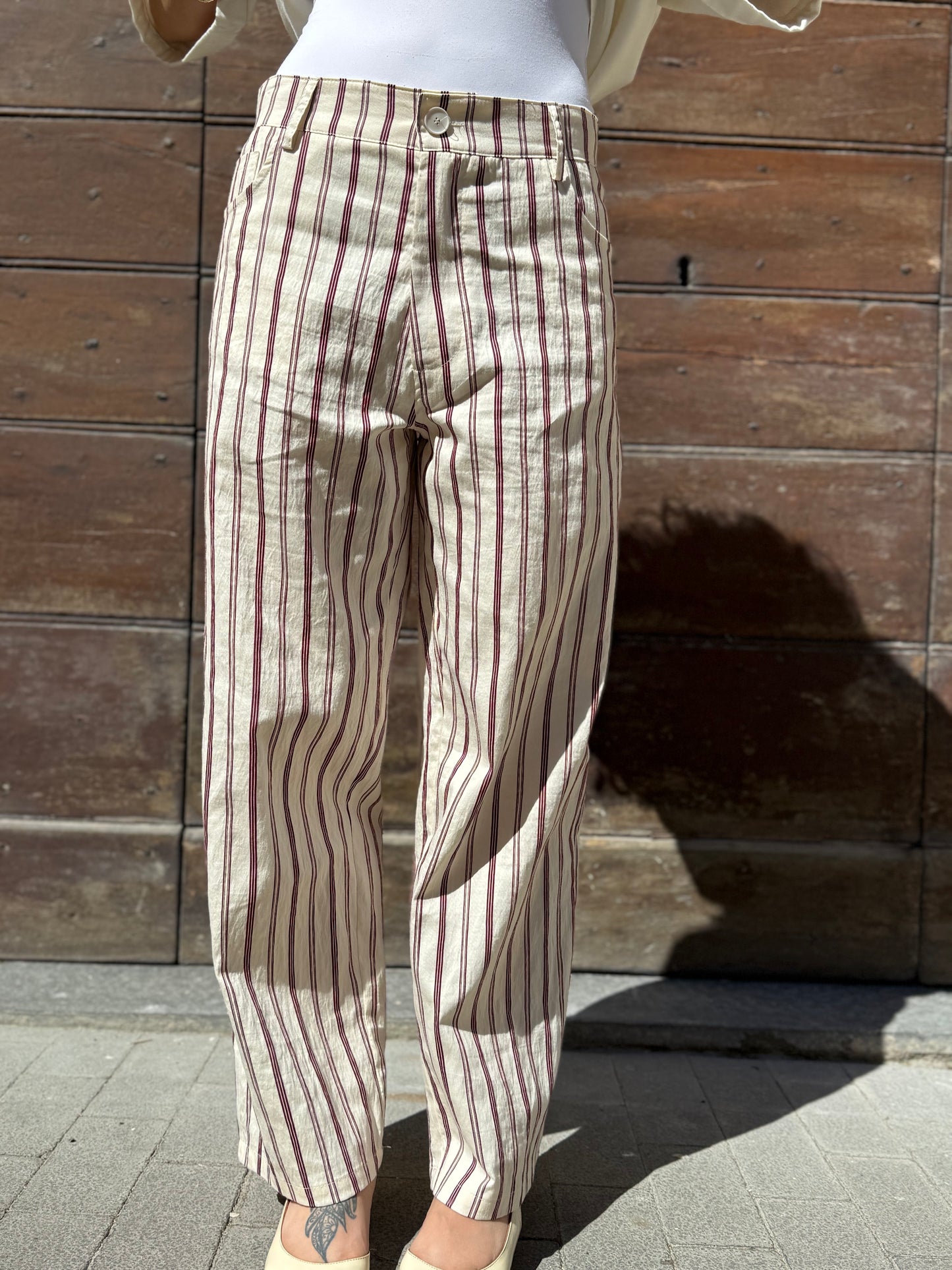 Tensione in Pantalone crop rigato